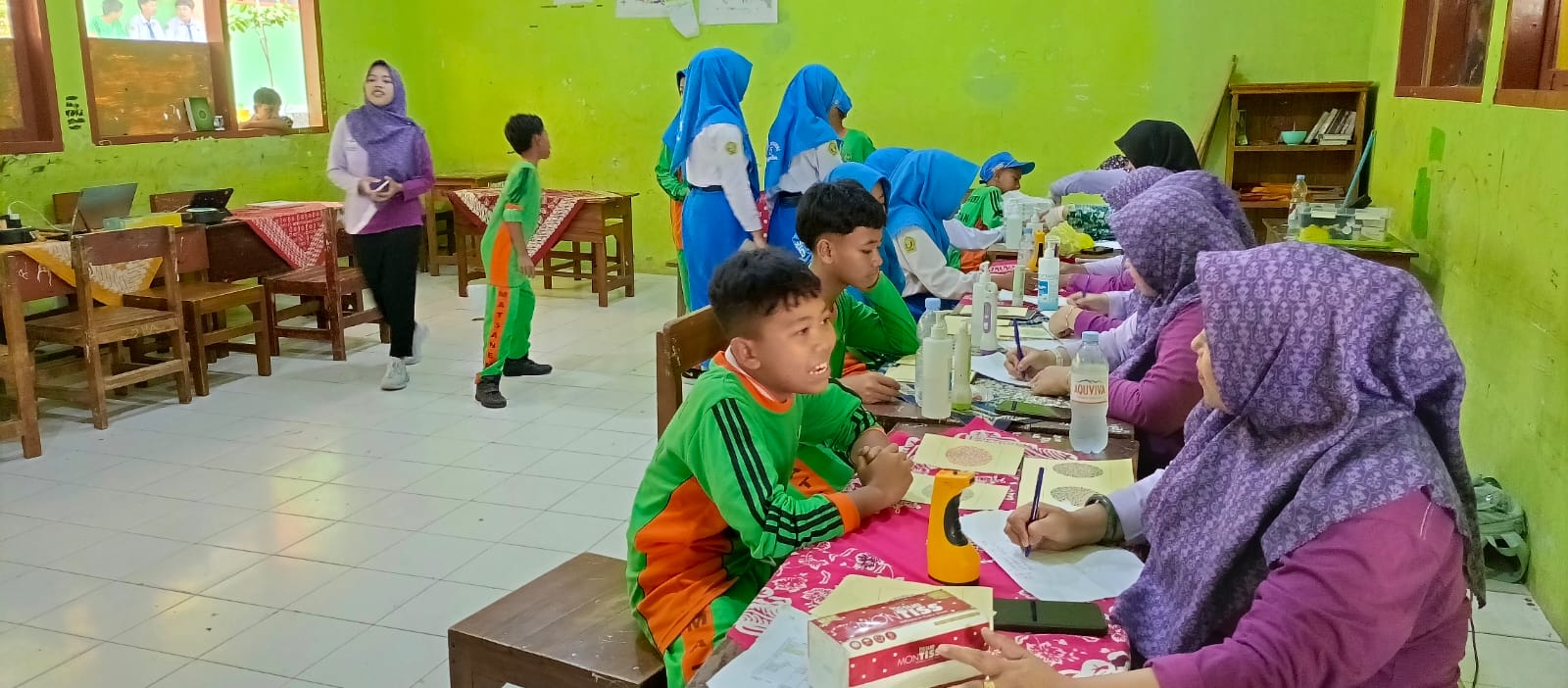 Cek Kesehatan Gratis bagi Siswa MTsN 5 Magetan: Wujud Sinergi Madrasah dan Puskesmas Panekan