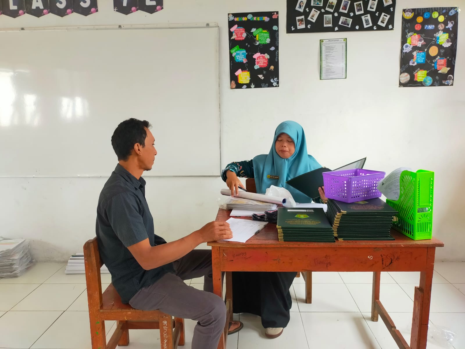 GEMAR Warnai Pengambilan Rapor Semester Ganjil di MTsN 5 Magetan